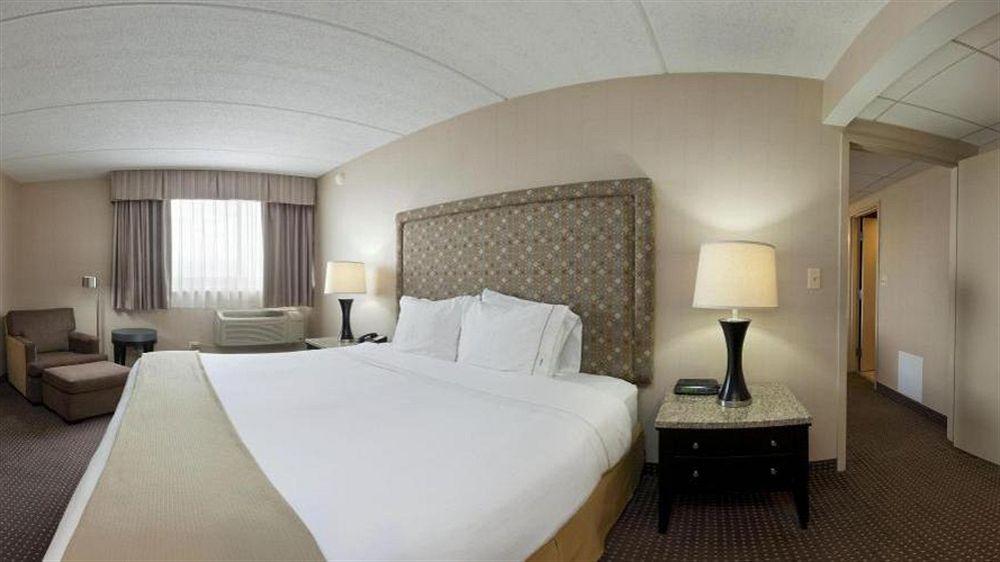 Holiday Inn Express Chicago-Palatine/North Arlington Heights Eksteriør billede